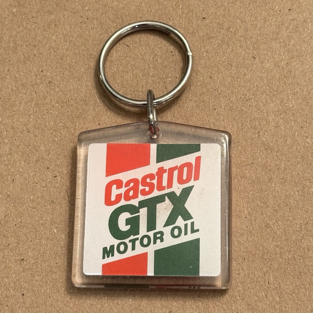 Castrol GTX Keychain Plastic Motor Oil Red Green Plastic Acrylic Keychain VTG